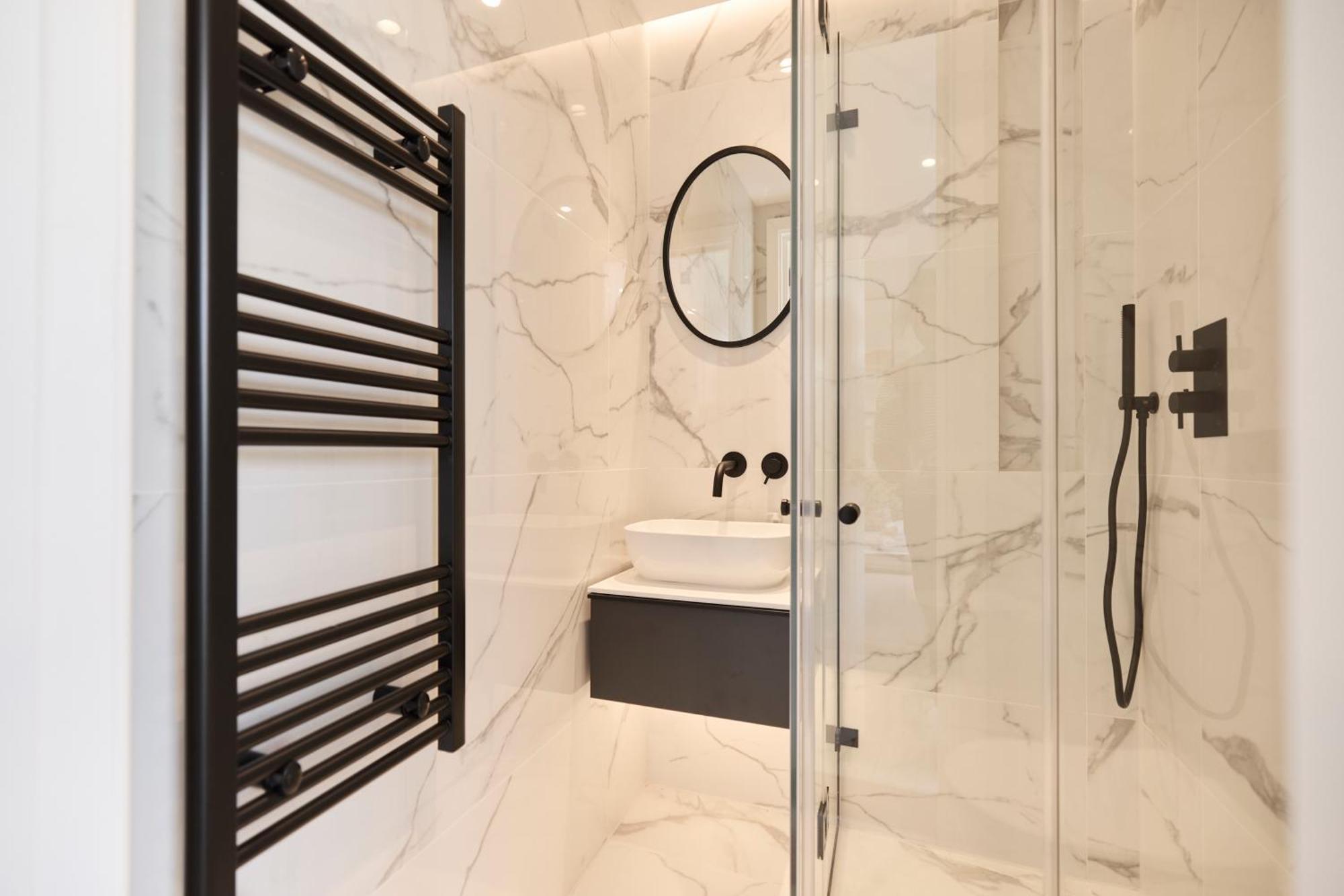 Apartament The Temple Fortune Crib - Lovely 3bdr House With Balcony *